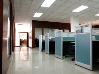 China Lámpara de uñas de UV de 36W Empresa