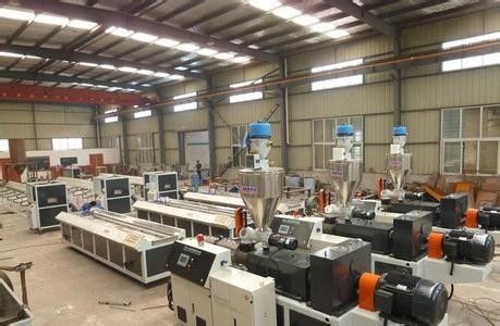 WPC Sheet Plastic Extrusion Machine , Conical Twin Screw Extruder